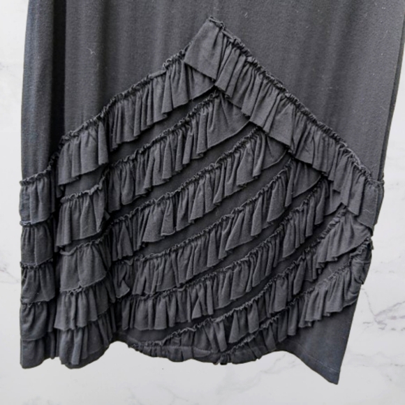 Fun black flapper style dress size 6-8. - Picture 3 of 4